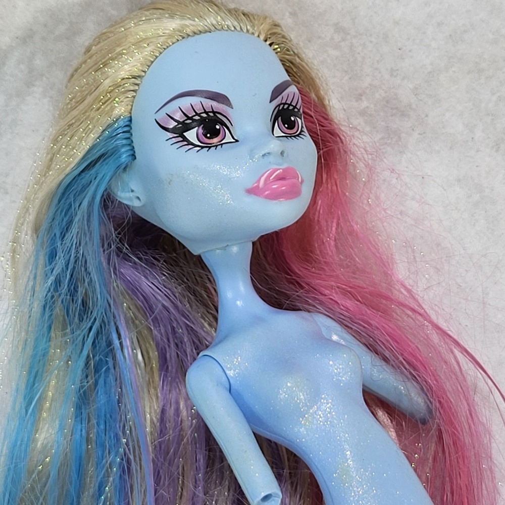 Monster High Abbey Bominable Dead Tired Doll‎ Blue Glitter Body Parts or Repair